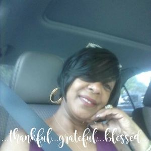 Meet your Posher, Joyce